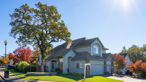 1074 Elsbree Ln, Windsor, CA 95492 photo 1