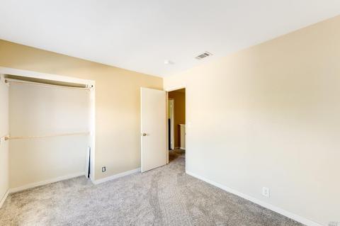 370 Rockhurst Ct, Fairfield, CA 94533 photo 26