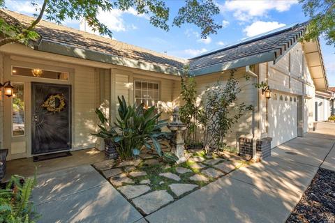 1345 Austin Dr, Dixon, CA 95620 photo 1