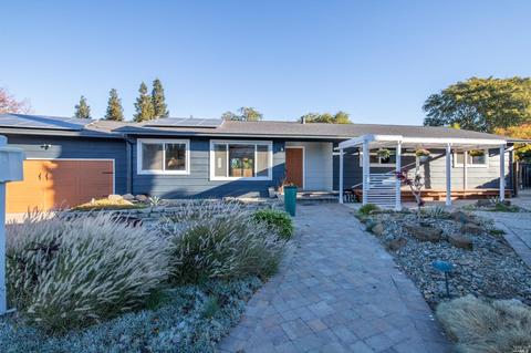 962 Julie Ct, Fairfield, CA 94533 photo 1