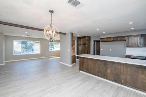 962 Julie Ct, Fairfield, CA 94533 photo 3
