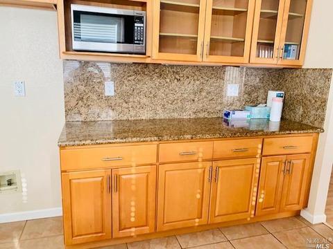247 Glenview Cir, Vallejo, CA 94591 photo 3