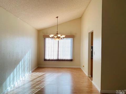 247 Glenview Cir, Vallejo, CA 94591 photo 6
