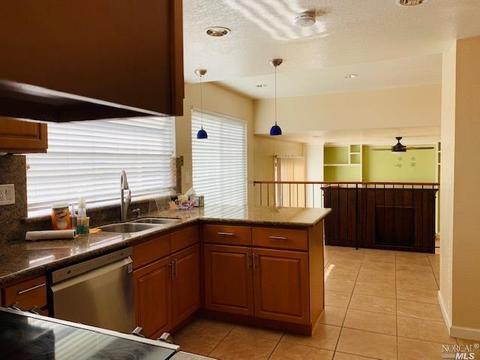 247 Glenview Cir, Vallejo, CA 94591 photo 9