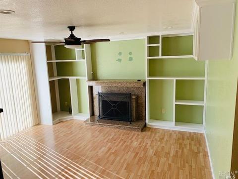 247 Glenview Cir, Vallejo, CA 94591 photo 1