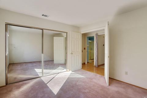 501 Britannia Dr, Vallejo, CA 94591 photo 11
