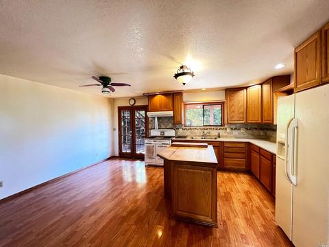 6900 Ridgewood Rd, Willits, CA 95490 photo 5