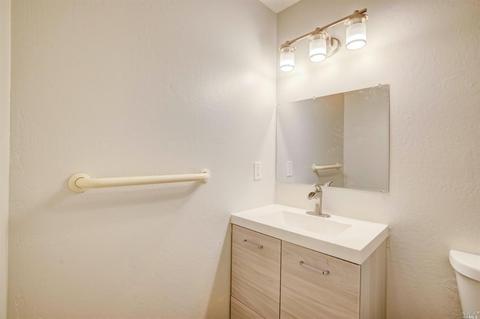 475 S E St, Santa Rosa, CA 95404 photo 35