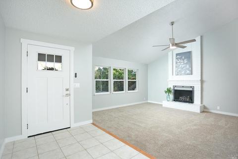 1015 N Lincoln St, Dixon, CA 95620 photo 5