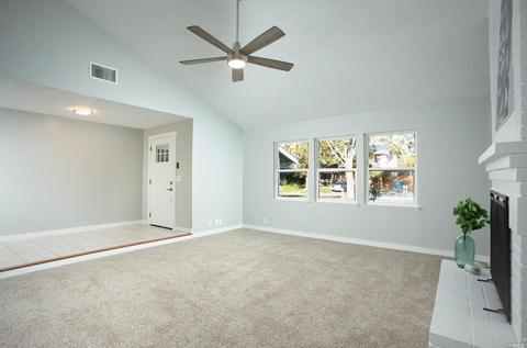 1015 N Lincoln St, Dixon, CA 95620 photo 6