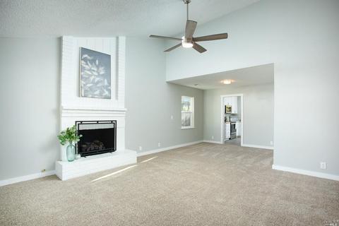 1015 N Lincoln St, Dixon, CA 95620 photo 8