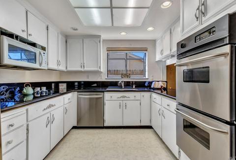 398 Barcelona St, Vallejo, CA 94591 photo 13
