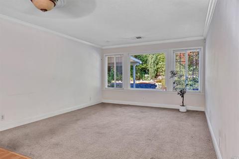 398 Barcelona St, Vallejo, CA 94591 photo 6
