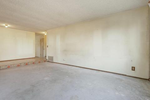 1187 Granada St, Vallejo, CA 94591 photo 11