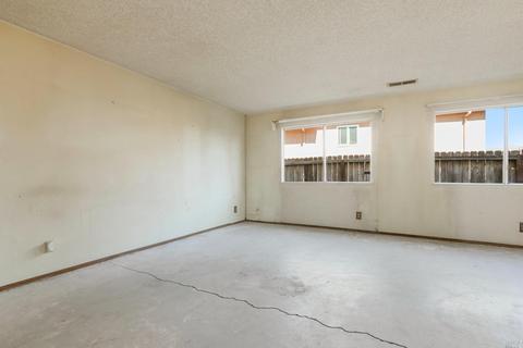1187 Granada St, Vallejo, CA 94591 photo 9
