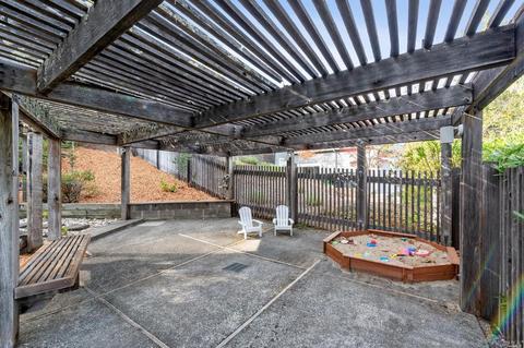 30 Thunderbird Dr, Novato, CA 94949 photo 78