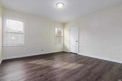 615 Laurel St, Vallejo, CA 94591 photo 8