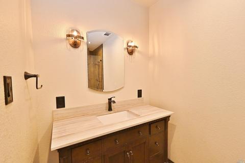 1008 Mariposa St, Vallejo, CA 94590 photo 6