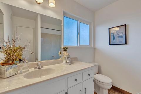 111 Dyer Ct, Vallejo, CA 94591 photo 31