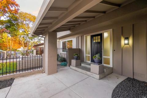 112 Cheyenne Dr, Vacaville, CA 95688 photo 3
