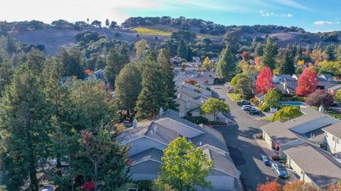 1 Vanessa Ct E, Napa, CA 94558 photo 2
