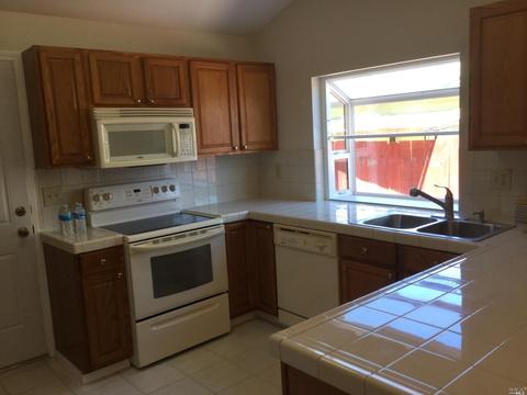 111 Fiddletown Ct, Vallejo, CA 94589 photo 11