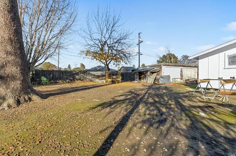 1664 B St, Napa, CA 94559 photo 11