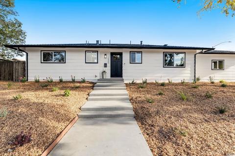 1900 Gilrix St, Petaluma, CA 94954 photo 1