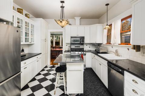484 4th St E, Sonoma, CA 95476 photo 8