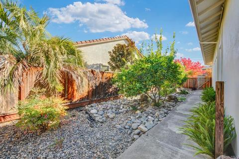 1332 Fullerton Dr, Fairfield, CA 94533 photo 82