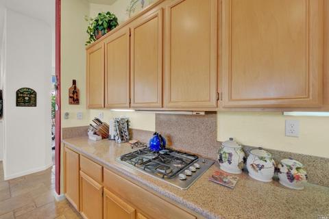 1332 Fullerton Dr, Fairfield, CA 94533 photo 42
