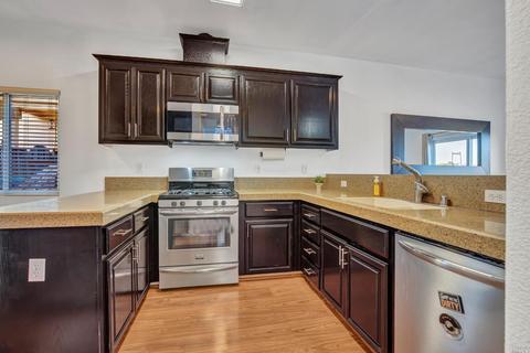 533 Jade Cir, Vallejo, CA 94590 photo 5