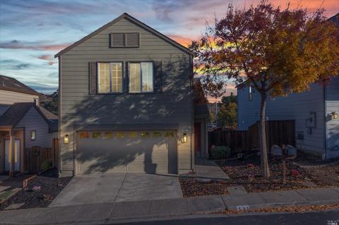 533 Jade Cir, Vallejo, CA 94590 photo 2