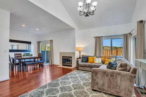 533 Jade Cir, Vallejo, CA 94590 photo 9