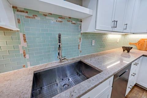 22085 Lyons Ct, Jenner, CA 95450 photo 17