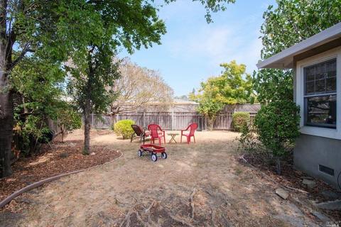 1401 Donna St, Novato, CA 94947 photo 34