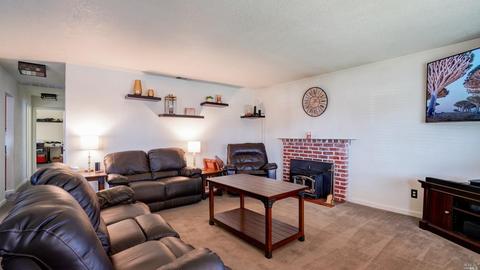 125 Stephen St, Fairfield, CA 94533 photo 3