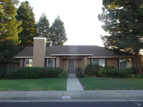 195 Bighorn Ct, Vacaville, CA 95687