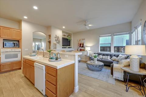 1148 Pedroncelli Dr, Windsor, CA 95492 photo 13