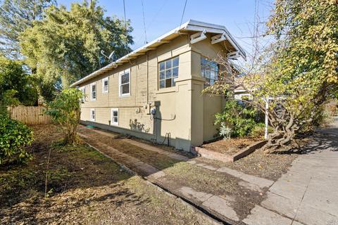 2226 Curtis St, Berkeley, CA 94702 photo 3