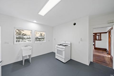 2226 Curtis St, Berkeley, CA 94702 photo 13