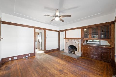 2226 Curtis St, Berkeley, CA 94702 photo 9