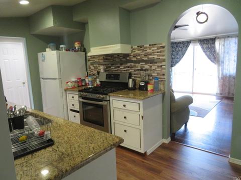458 Diana Dr, Vallejo, CA 94589 photo 3