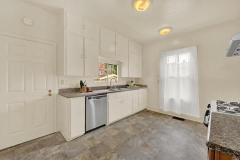 1728 Napa St, Vallejo, CA 94590 photo 15