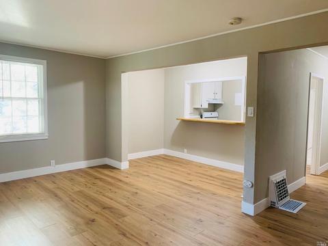 102 Calhoun St, Vallejo, CA 94590 photo 1
