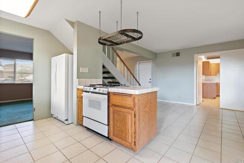 412 Turner Dr, Benicia, CA 94510 photo 6