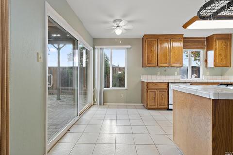 412 Turner Dr, Benicia, CA 94510 photo 8