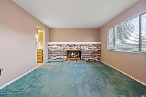 412 Turner Dr, Benicia, CA 94510 photo 2