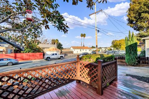 305 Campbell Ave, Vallejo, CA 94590 photo 9