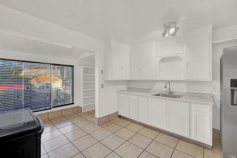 305 Campbell Ave, Vallejo, CA 94590 photo 28